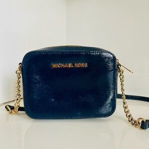 MICHAEL KORS
Crossbody bag
Blue